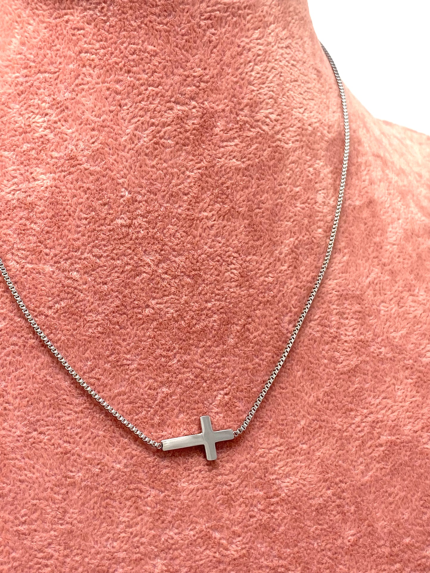 Collar Cruz