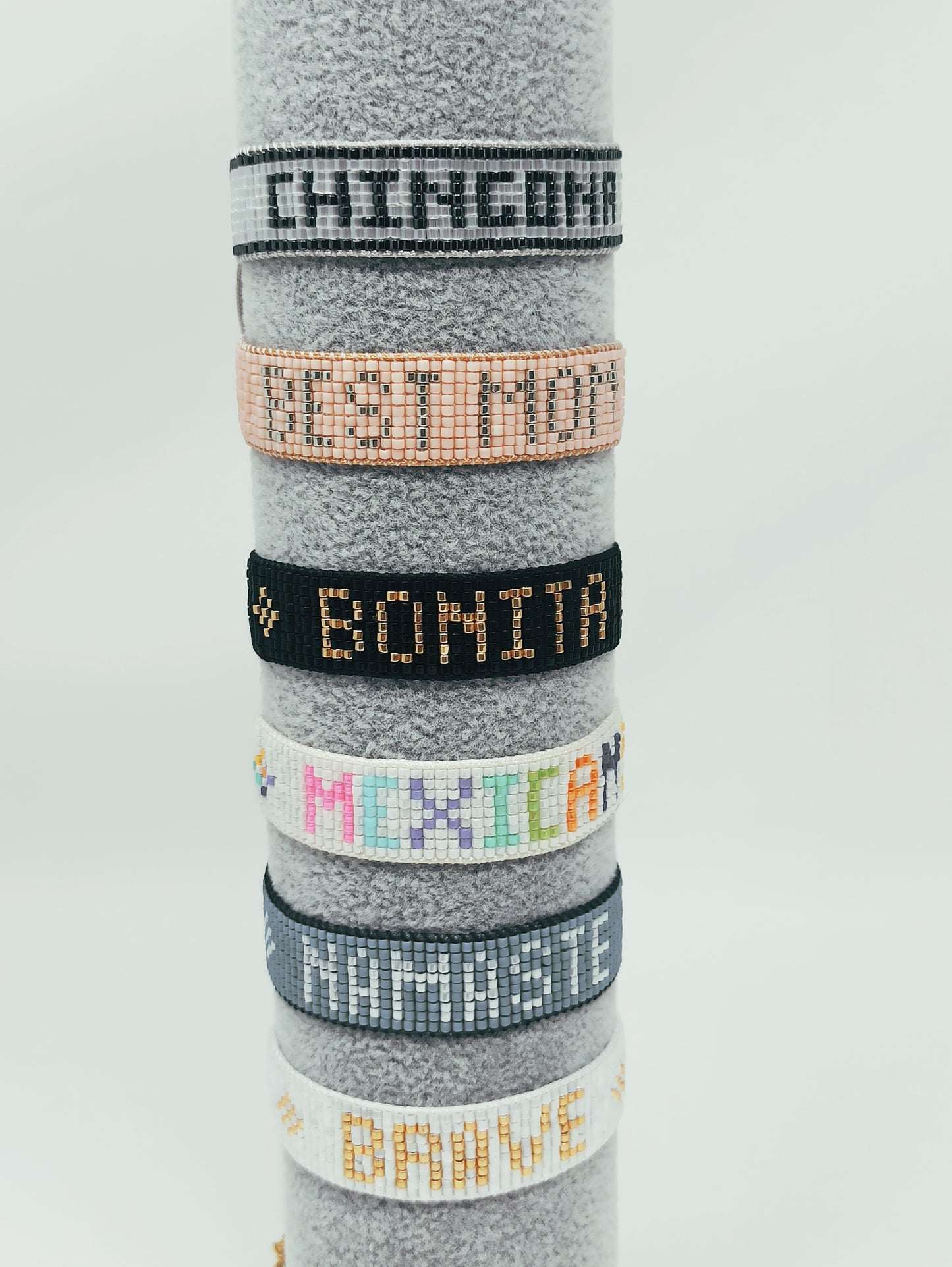 Pulsera Huichola